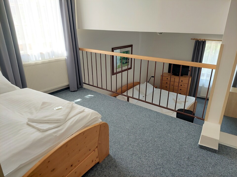 Kliknutím zvětšíte 1